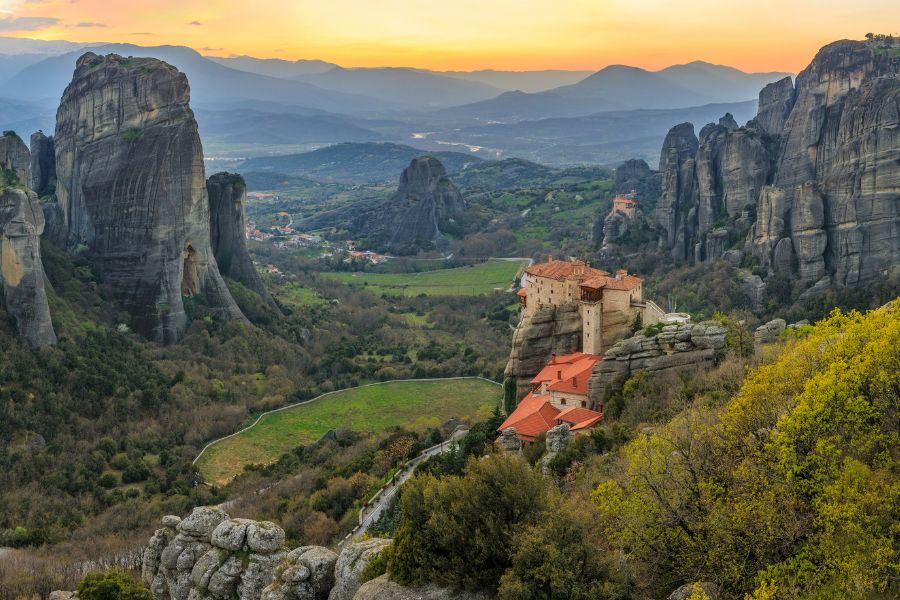 The Stunning Monasteries and Breathtaking Views of Meteora