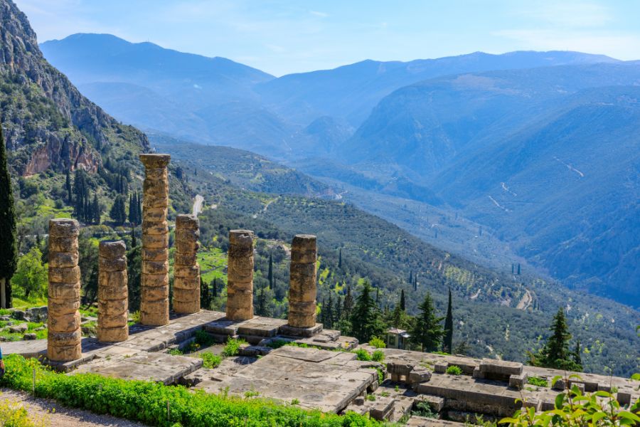 Unforgettable Scenic Drives to Mount Olympus and Delphi